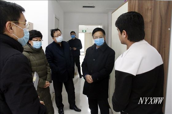 【万众一心 抗击疫情】自治区副主席杨培君一行来澳门金沙线上赌场检查疫情防控工作